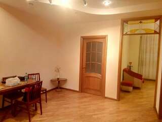 Апартаменты Apartment Samed Vurgun st. Баку Апартаменты-6